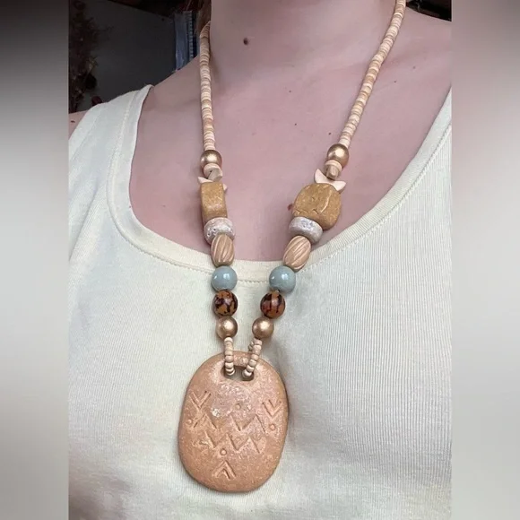 Vintage Tribal Necklace - Picture 5 of 5
